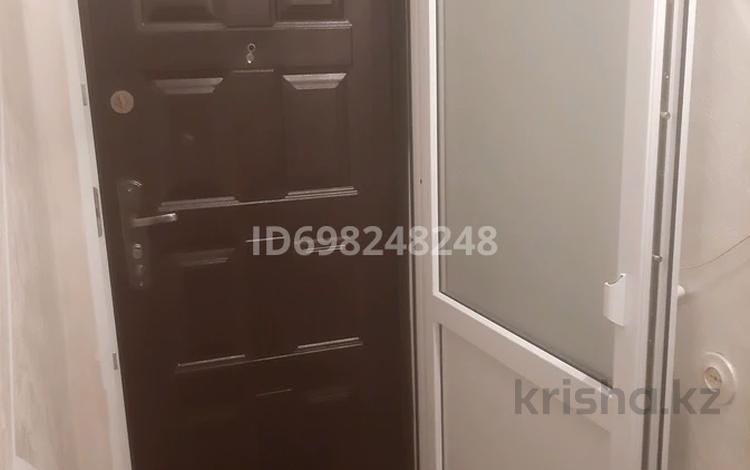 2-комнатная квартира · 46 м² · 1/5 этаж, мкр Юго-Восток, Мкр Юго-Восток, 30й микрорайон — 104 гимназия за 15 млн ₸ в Караганде, Казыбек би р-н — фото 5