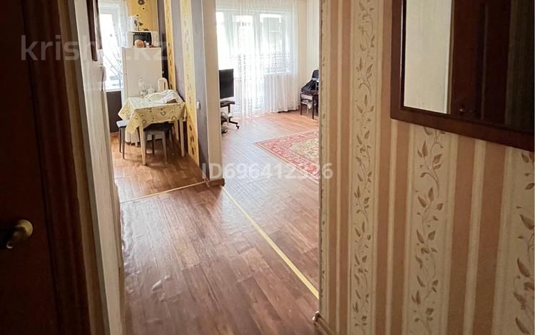 2-комнатная квартира · 46 м² · 4/5 этаж, Нуркена Абдирова 45 за 15.5 млн ₸ в Караганде, Казыбек би р-н — фото 2