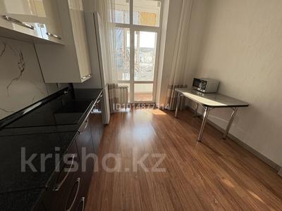 1-бөлмелі пәтер · 45 м² · 11/12 қабат, Туран 46/6, бағасы: 270 000 ₸ в Астане, Есильский р-н