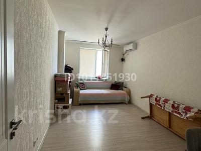 2-бөлмелі пәтер · 54 м² · 4/5 қабат, Қайтпас-2 ш/а 69/7 — Тулеметова, бағасы: 25 млн ₸ в Шымкенте, Абайский р-н