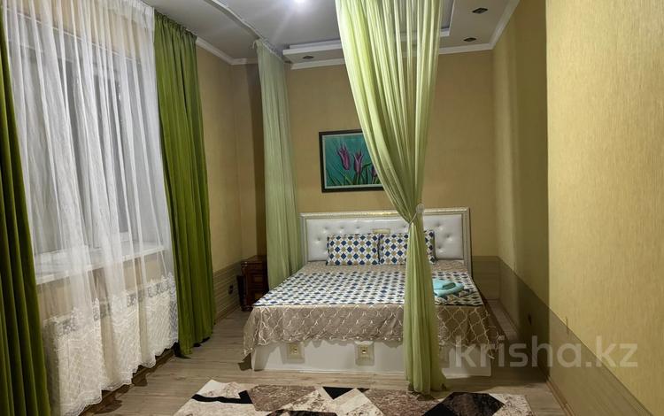 Отдельный дом · 6 комнат · 310 м², 29-й мкр 78 за 950 000 〒 в Актау — фото 2