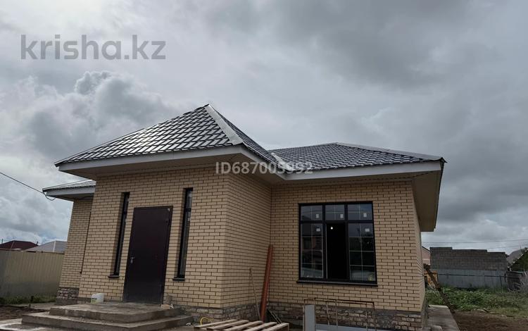 Отдельный дом · 6 комнат · 144 м² · 9 сот., Акжайык 45 — Ресторан дина за 37 млн 〒 в  — фото 39