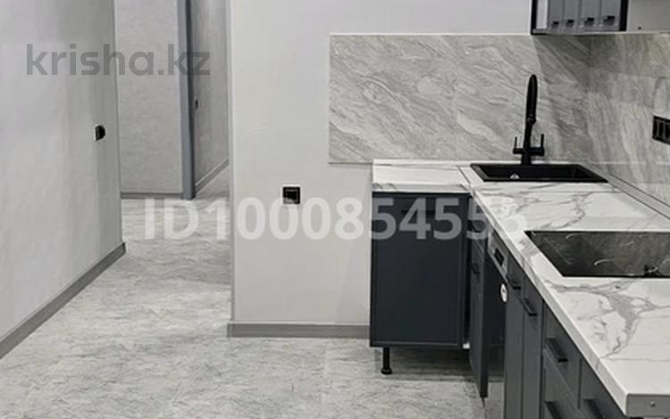 3-комнатная квартира · 71.2 м² · 1/6 этаж, мкр Кокжиек 35 за 39.9 млн ₸ в Алматы, Жетысуский р-н — фото 2
