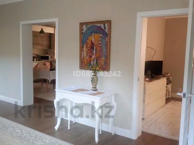 Отдельный дом · 6 комнат · 240 м² · 8 сот., 20 квартал — Каскелен за 65 млн 〒