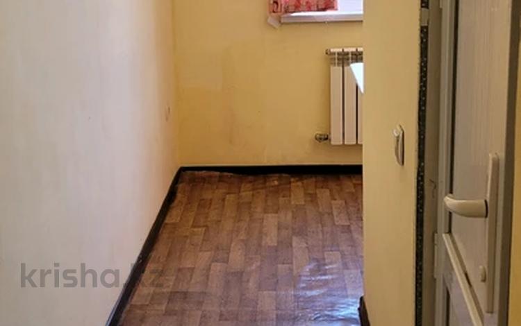 1-комнатная квартира, 31.2 м², 2/2 этаж, Утегенова — Рыскулова за 11 млн 〒 в Шымкенте — фото 3