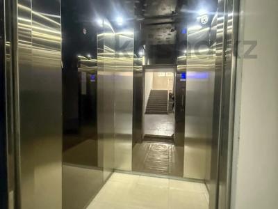 4-комнатная квартира · 200 м² · 4/5 этаж, Каратал 45а за 140 млн ₸ в Талдыкоргане