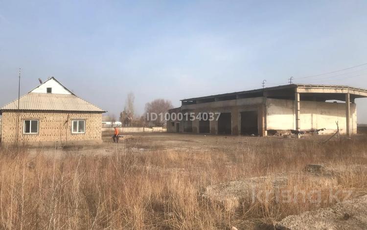 Еркін, қоймалар, ауыл шаруашылығы · 790 м², бағасы: 43 млн ₸ в Жетысае — фото 2