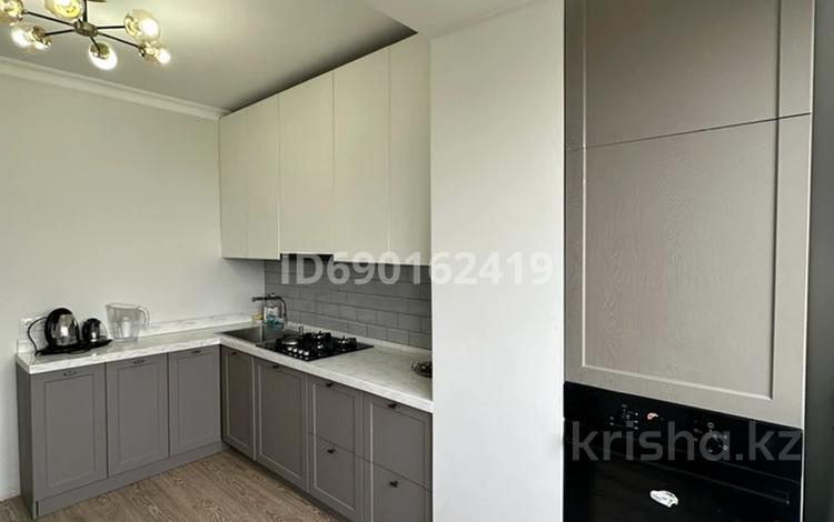 3-комнатная квартира · 70 м² · 5/5 этаж, мкр Жетысу-4 2 — Момышулы Жеты Жаргы за 46 млн ₸ в Алматы, Ауэзовский р-н — фото 5