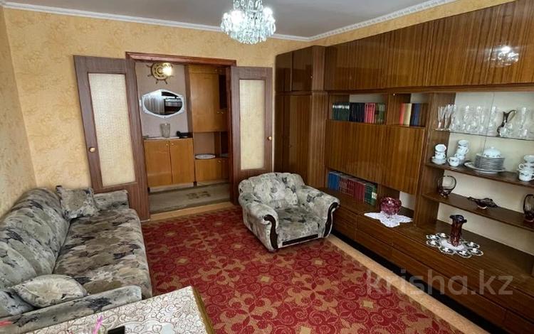 3-комнатная квартира, 64.3 м², 8/10 этаж, Нурсултана Назарбаева 285 за 26 млн 〒 в Павлодаре — фото 2