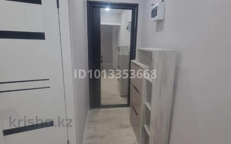 2-комнатная квартира · 43.6 м² · 1/5 этаж, Майкудук, 15й микрорайон 16 за 10.5 млн ₸ в Караганде, Алихана Бокейханова р-н — фото 10