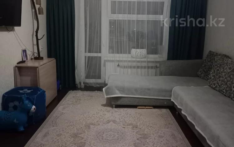 3-комнатная квартира · 63 м² · 9/9 этаж, мкр Юго-Восток, Строителей — Рынок Арай, Лицей 57, Школа №27,15 за 20 млн ₸ в Караганде, Казыбек би р-н — фото 2