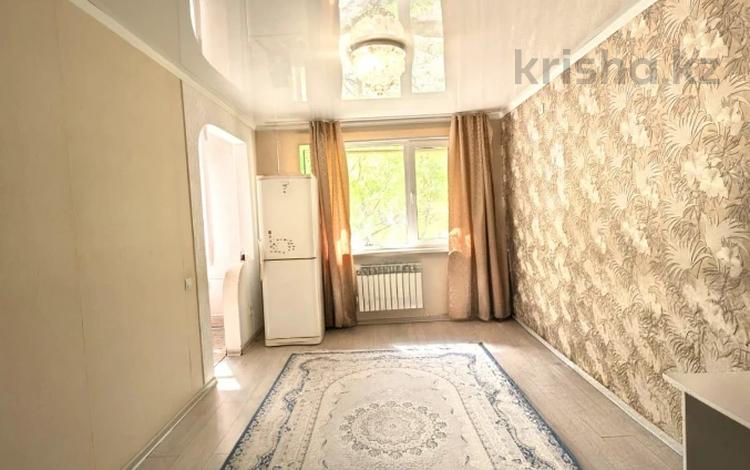 2-бөлмелі пәтер · 44.3 м² · 1/5 қабат, Абу Бакира Кердери, бағасы: 13 млн ₸ в Уральске — фото 2