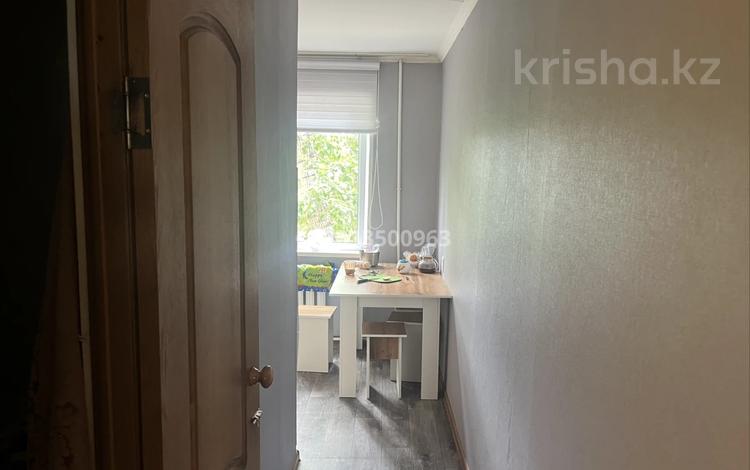 3-бөлмелі пәтер · 62.6 м² · 3/5 қабат, 18-шағынаудан 26 — Рядом родник, бағасы: 19 млн ₸ в Караганде, Алихана Бокейханова р-н — фото 2