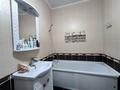 3-комнатная квартира · 74.8 м² · 7/9 этаж, мкр. Алтын орда, Молдагуловой за 28 млн ₸ в Актобе — фото 16