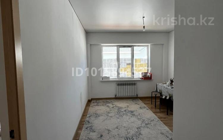 2-комнатная квартира · 37 м² · 3/3 этаж, Тамабаева 1 а 4 блок — Мектепке қарама қарсы за 140 000 ₸ в Ельтае — фото 2