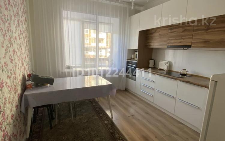 3-бөлмелі пәтер · 82.4 м² · 1/5 қабат, Жилой р-н Юго-Восток 15/2, бағасы: 52 млн ₸ в Караганде — фото 2