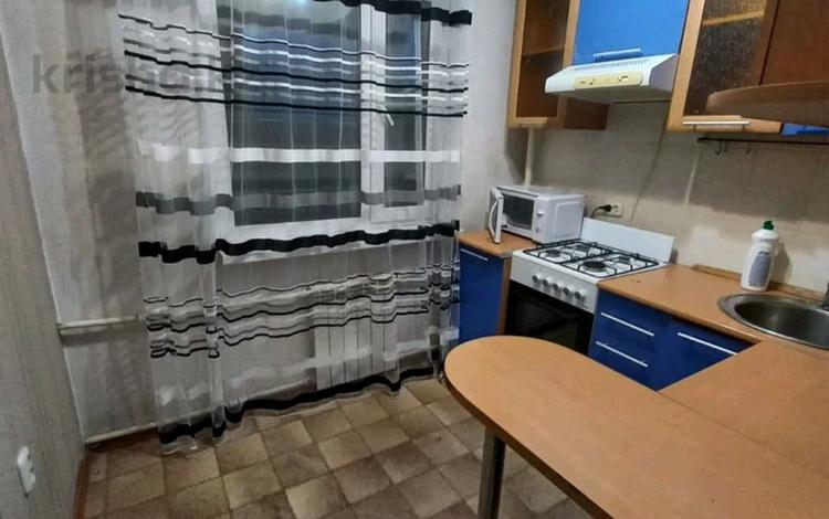 2-комнатная квартира, 44 м², 3/5 этаж помесячно, Н.Абдирова 6 за 150 000 〒 в Караганде — фото 2