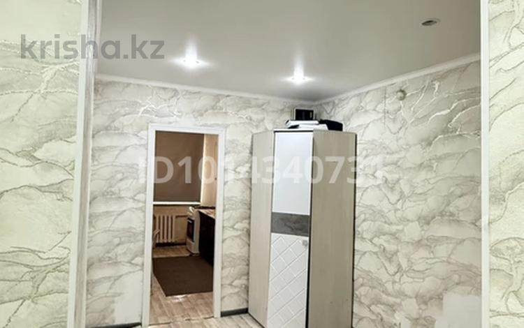 1-бөлмелі пәтер · 49 м² · 9/9 қабат, 12 ш/а. 49 — Рядом 3 поликлиника, 56 школа 51 школа, бағасы: 12.5 млн ₸ в Актобе, мкр 12 — фото 2