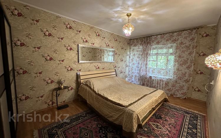 3-комнатная квартира · 68 м² · 4/5 этаж, Айтеке Би 174 за 380 000 ₸ в Алматы, Алмалинский р-н — фото 2
