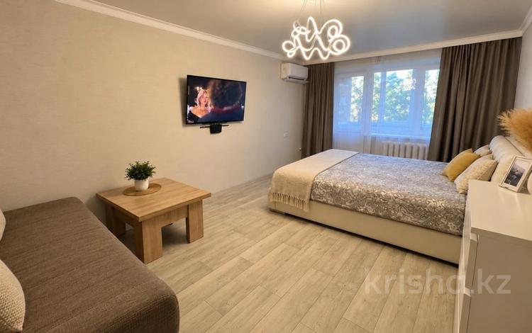 1-бөлмелі пәтер · 30.2 м² · 3/5 қабат, Федоровка ш/а., бағасы: 13 млн ₸ в Караганде, Казыбек би р-н — фото 2