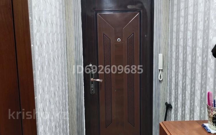 2-комнатная квартира, 44 м², 5/5 этаж, Есенберлина 49 за 11 млн 〒 в Жезказгане — фото 2