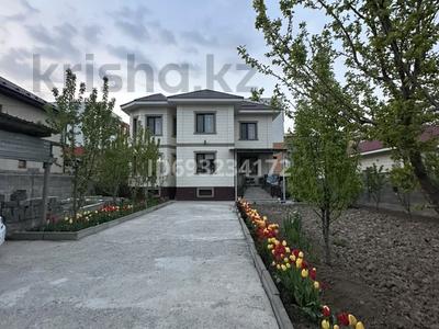 Отдельный дом • 8 комнат • 350 м² • 8.4 сот., мкр Шугыла за 250 млн 〒 в Алматы, Наурызбайский р-н
