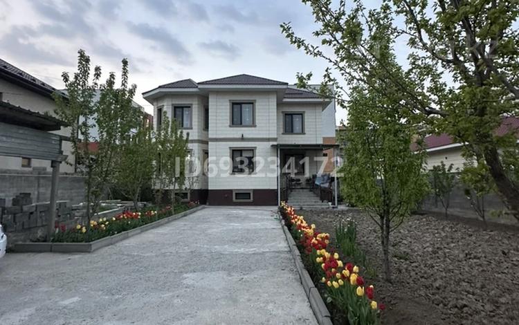 Отдельный дом • 8 комнат • 350 м² • 8.4 сот., мкр Шугыла за 250 млн 〒 в Алматы, Наурызбайский р-н — фото 2