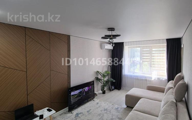 1-бөлмелі пәтер · 41 м² · 1/5 қабат, Ракишева — Желтоқсан, бағасы: 17.5 млн ₸ в Талдыкоргане, мкр Жастар — фото 2