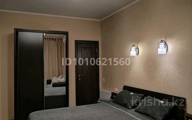 1-комнатная квартира · 32.7 м² · 2/4 этаж, Назарбаева 232 за 10 000 ₸ в Уральске, мкр Школьник — фото 2