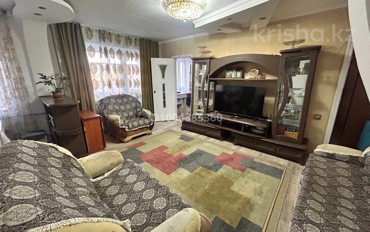 3-комнатная квартира · 46 м² · 5/5 этаж, Найманбаева 159 159 — Сзади Park city слева от блинка в новом Арбате за 17 млн ₸ в Семее — фото 2