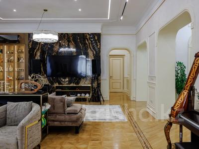 Отдельный дом · 8 комнат · 540 м² · 14 сот., Bi Village Deluxe 2 за 800 млн ₸ в Астане, Есильский р-н