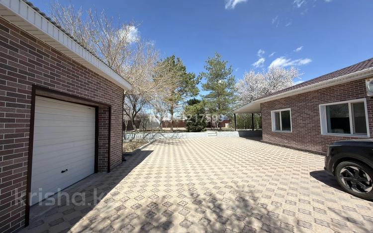 Часть дома · 4 комнаты · 145 м² · 13.5 сот., Некрасова — Абая/Амангельды за 80 млн 〒 в Балхаше — фото 2