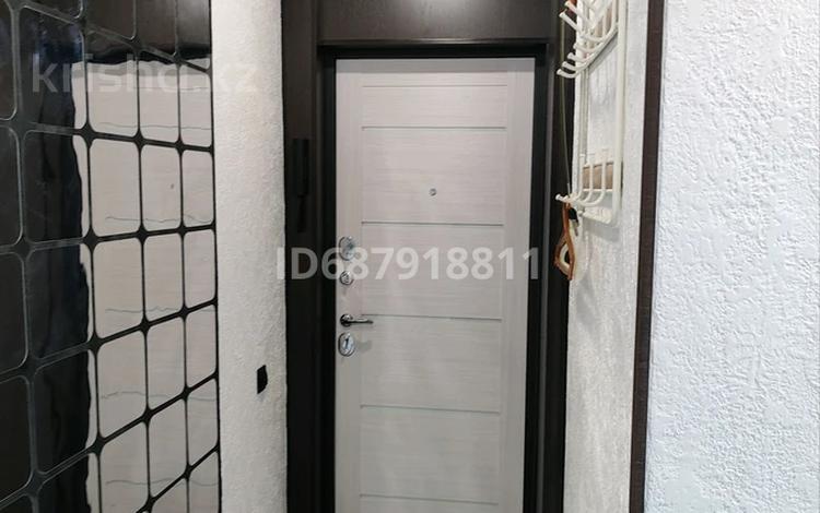 2-комнатная квартира · 44 м² · 3/5 этаж, 9 мкр 13 за 12 000 〒 в Степногорске — фото 10