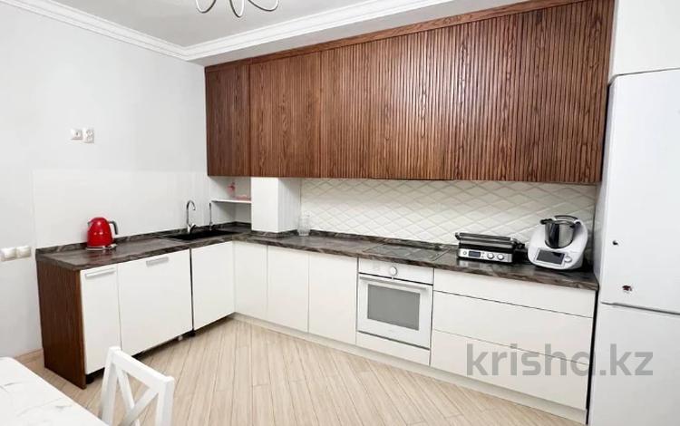 4-комнатная квартира, 110 м², 5/9 этаж, Момышулы — Тауелсиздик за ~ 56 млн 〒 в Астане, Алматы р-н — фото 3