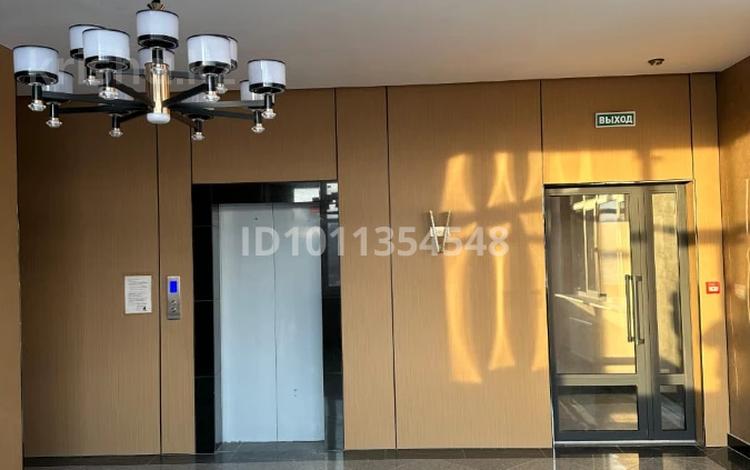 2-комнатная квартира · 118 м² · 5/13 этаж, Есенберлина 28/1 за 60 млн 〒 в Усть-Каменогорске, Ульбинский — фото 2