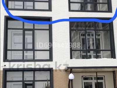 1-комнатная квартира, 30 м², 3/6 этаж, Кабанбай батыра 107 за 9.8 млн 〒 в Астане, Есильский р-н