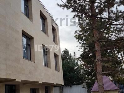 2-бөлмелі пәтер · 57.4 м² · 1/3 қабат, Оспанова 54, бағасы: 54.5 млн ₸ в Алматы, Медеуский р-н