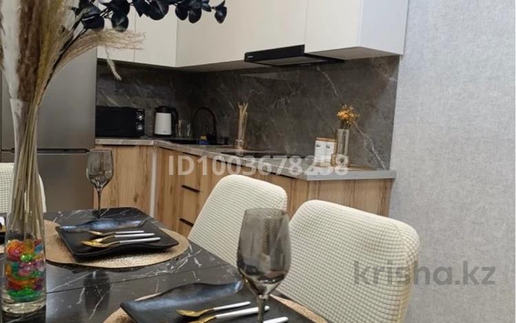 1-комнатная квартира · 40 м² · 38/41 этаж, Достык 5 за 15 000 ₸ в Астане, Есильский р-н — фото 5