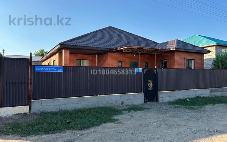 Отдельный дом · 6 комнат · 243 м² · 10 сот., Бейбарыс султана 111 за 55 млн 〒 в Актобе, жилой массив Акжар-2 — фото 2