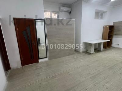 Свободное назначение, офисы, фитнес и спорт, образование, развлечения, кабинеты и рабочие места, студии · 40 м² за 100 000 〒 в Актау, 32В мкр