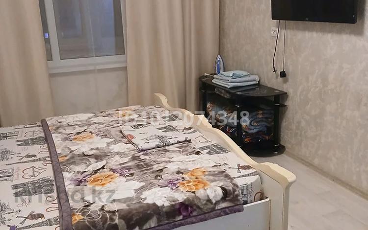 1-комнатная квартира · 27 м² · 3/5 этаж, 217-я ул. 17 за 8 000 ₸ в Кульсары — фото 2