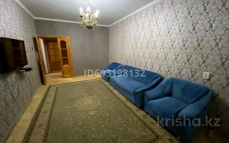 2-комнатная квартира, 54 м², 4/5 этаж, Адырбекова 165 за 26 млн 〒 в Шымкенте, Аль-Фарабийский р-н — фото 2