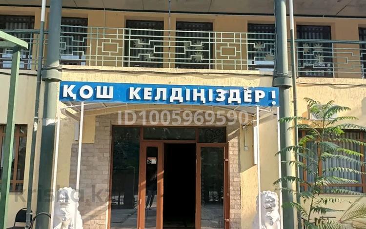 7 комнат · 200 м² · 2 этаж, Абая 28/1 — Абая / Калдаякова за 3 000 ₸ в Шымкенте — фото 2