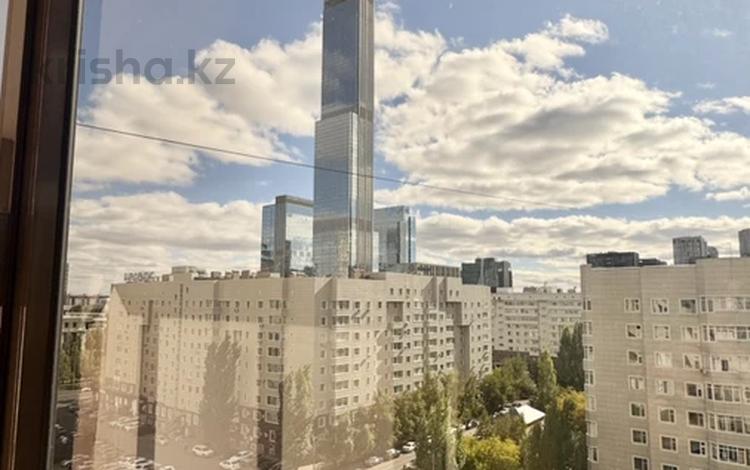 2-бөлмелі пәтер · 70 м² · 9/10 қабат, Достык 12, бағасы: 34 млн ₸ в Астане, Есильский р-н — фото 2