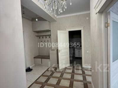 2-бөлмелі пәтер · 69 м² · 2/5 қабат, мкр. Алтын орда, Ораз татейулы 19 Б 64 — Ораз Татейулы 64, бағасы: 28 млн 〒 в Актобе