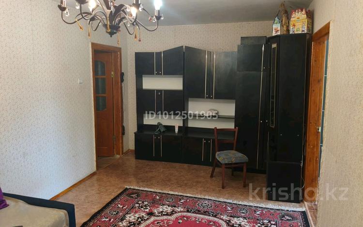 4-комнатная квартира · 61 м² · 1/5 этаж, Есет батыра 140 — Дом находится между Абылхайыр хана и Есет батыра, рядом 24 лингивисти за 17.5 млн ₸ в Актобе — фото 2