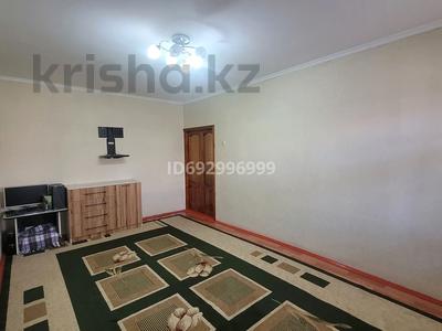 3-комнатная квартира, 67.7 м², 2/5 этаж, мкр1 12 — С.Ерубаев за 20.5 млн 〒 в Туркестане