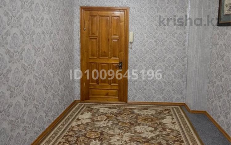 3-комнатная квартира · 66.7 м² · 3/5 этаж, мкр 8, Марата Оспанова 52 за 25 млн ₸ в Актобе — фото 2