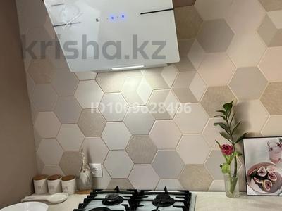 Отдельный дом · 4 комнаты · 100 м², мкр Новый Город 68/2 — Гоголя-Волгодонская за 349 999 〒 в Караганде, Казыбек би р-н