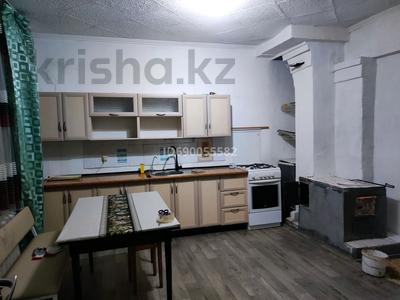 Отдельный дом • 2 комнаты • 50 м² • помесячно, Д.Бабатайулы 3 за 60 000 〒 в Астане, Сарыарка р-н